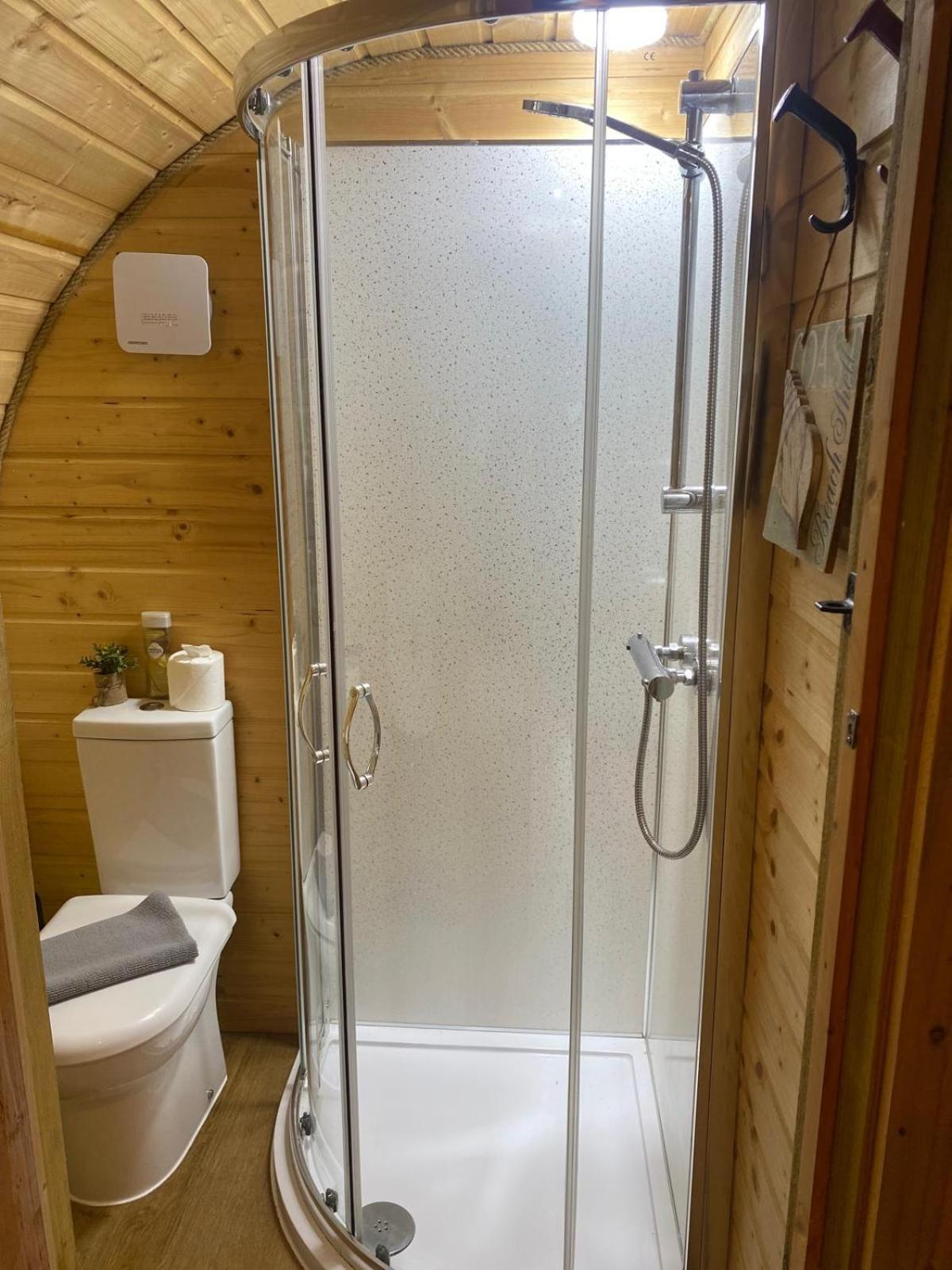 Отель Crabmill Glamping Беудли Экстерьер фото